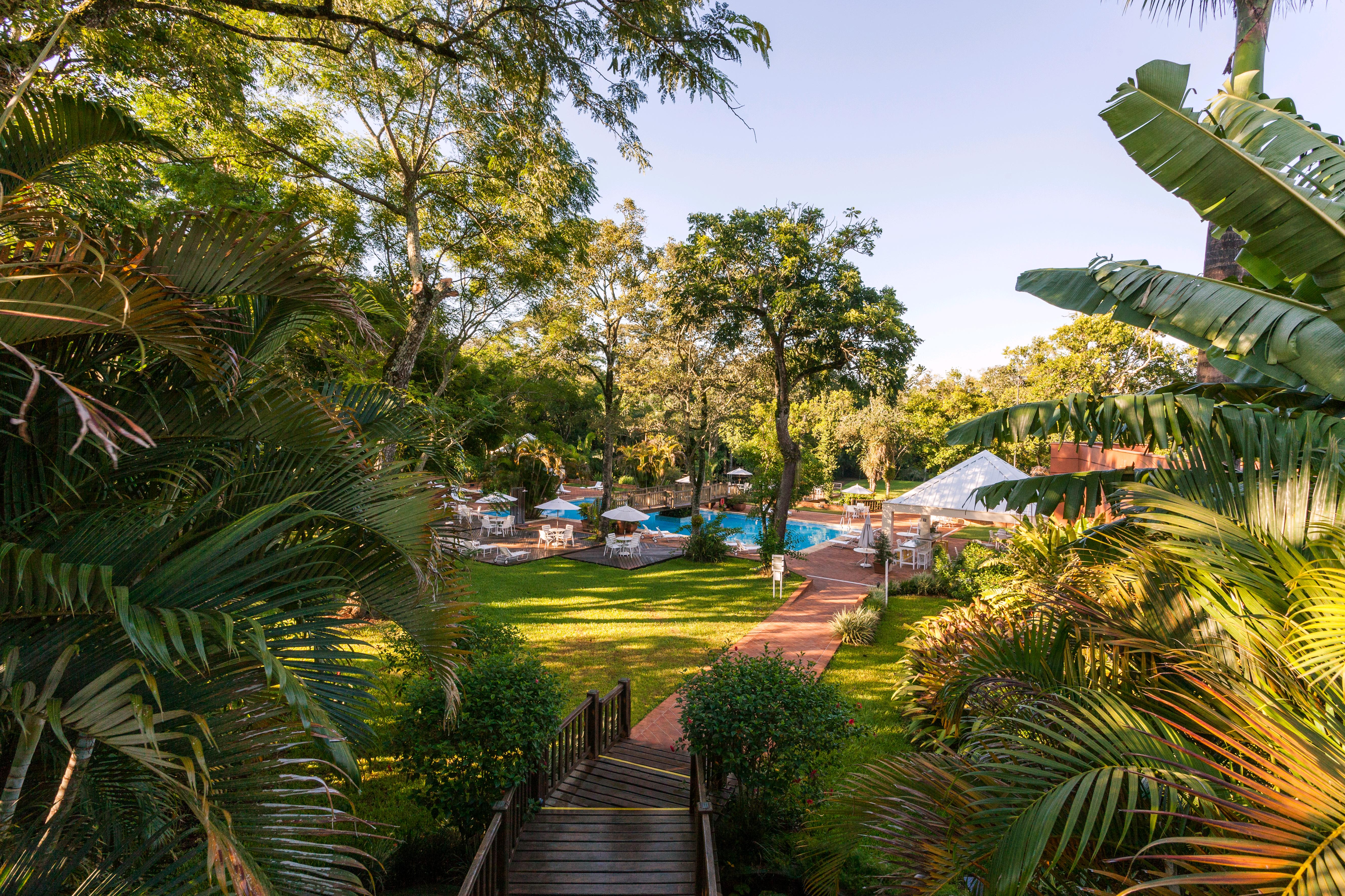 san martin resort iguaçu pool