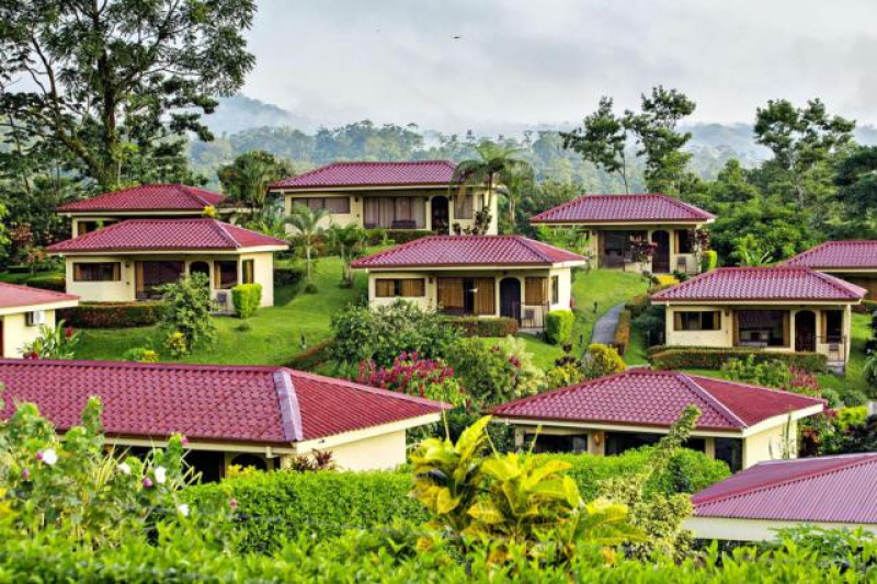 arenal volcano inn aussen
