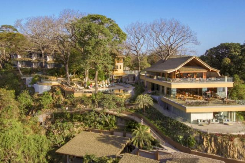 LAGARTA LODGE AUSSEN