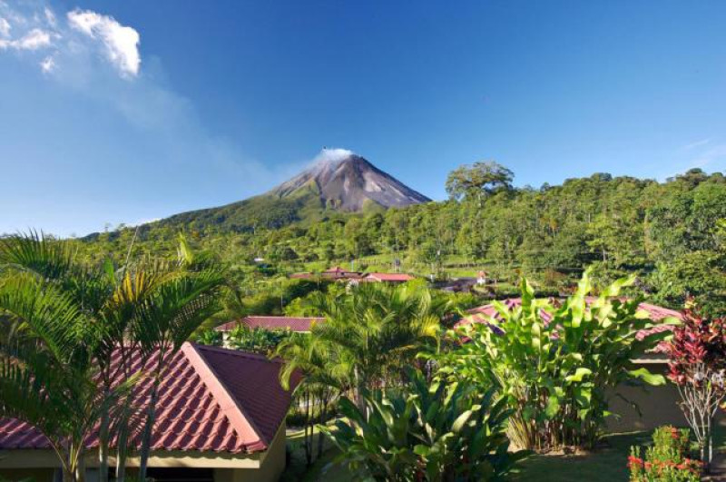 LOMAS DEL VOLCAN