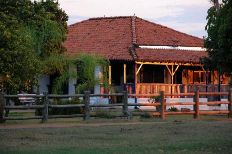 pousada aguape südpantanal aussen