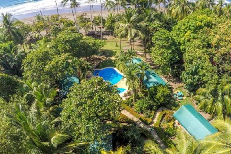 RAFIKI BEACH AUSSEN