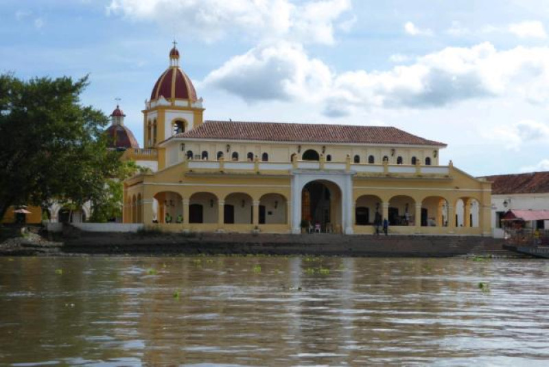 MOMPOX PIER
