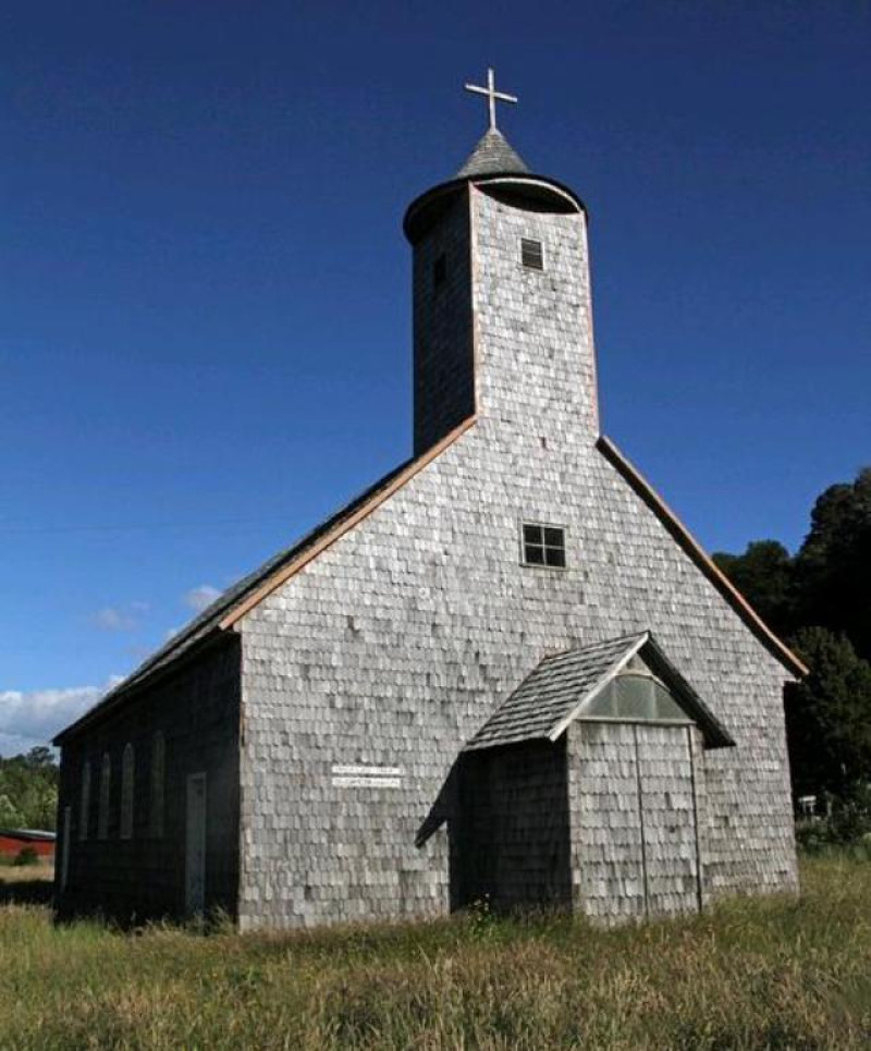 KIRCHE CHILOE