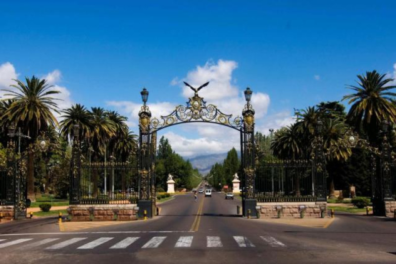 MENDOZA