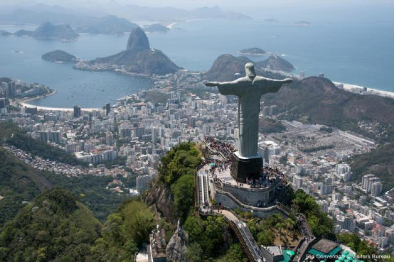 ZUCKERHUT CORCOVADO