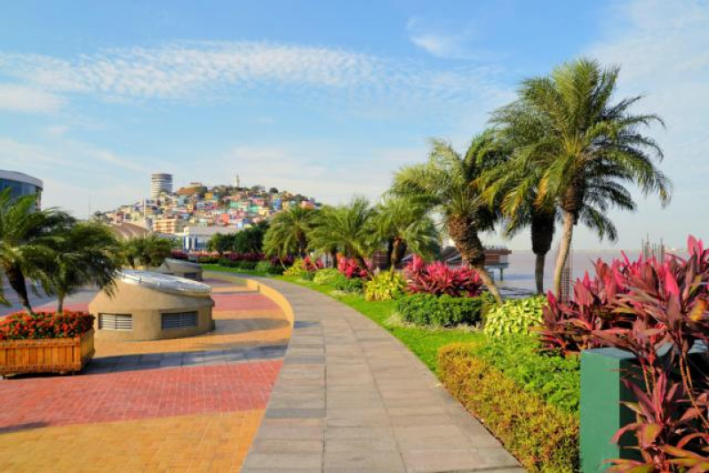 MALECON GUAYAQUIL